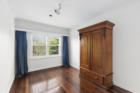 Light-Filled Apartment in Leafy Travancore! - Photo 3