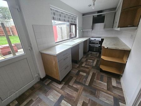 16 Farmhill, Antrim, BT41 1NW - Photo 5