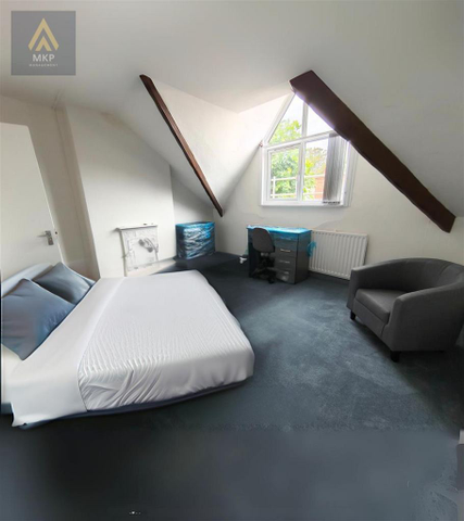 5 bedroom terraced house to rent - Photo 5