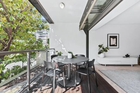 NORTH FACING LOGGIA LIVING IN 'ALTRO' - Photo 4