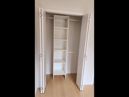 Fairview court Holdings - Photo 5