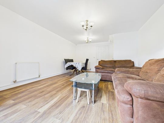 3 bedroom terraced house to rent - Photo 1
