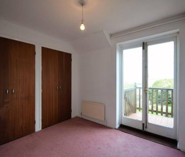 2 bedroom semi-detached house to rent - Photo 2