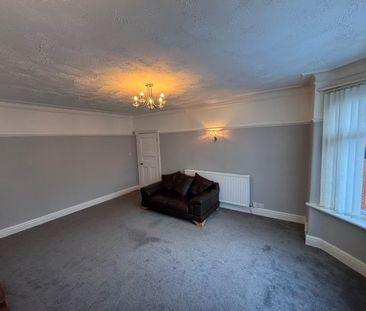 Hollybank Court, Widnes, WA8 7DP - Photo 2