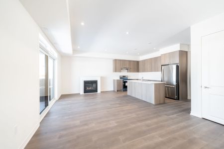 For Lease - 54 Debois Street Unit# #2nd Flr, Kawartha Lakes, Ontario - Photo 3