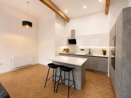 2 bedroom flat to rent - Photo 2