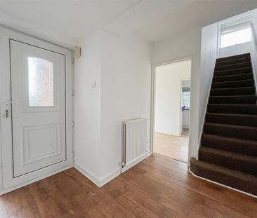 Hazelwood Gardens, St. Leonards, TN37 7HL - Photo 3