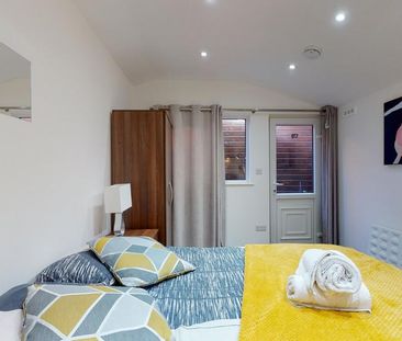 Studio to rent - Photo 5