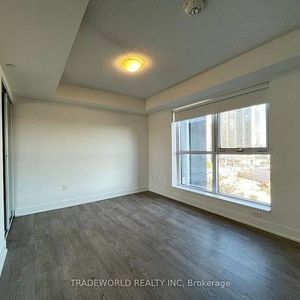 TRIDEL LUXURIOUS & SPACIOUS STUDIO INCREDIBLE AMENITIES ON SUBWAY LINE - Photo 2