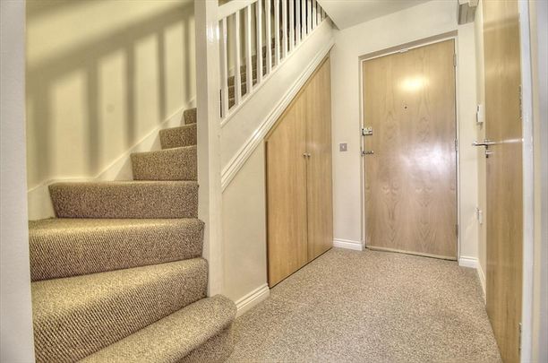 2 bedroom duplex to rent - Photo 1