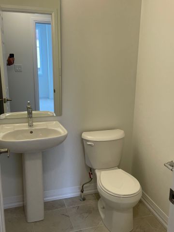 For Lease - 27 St Lawrence Road, Haldimand, Ontario - Photo 3