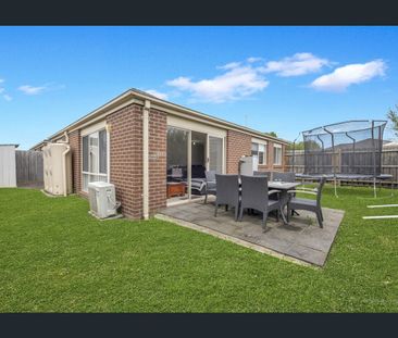 3/5 Melissa Way, Pakenham, Vic 3810 - Photo 3