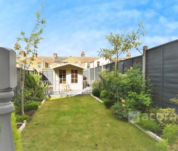 3 bedroom terraced house to rent - Photo 2