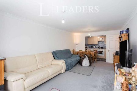Royal George Road, RH15 - Photo 3