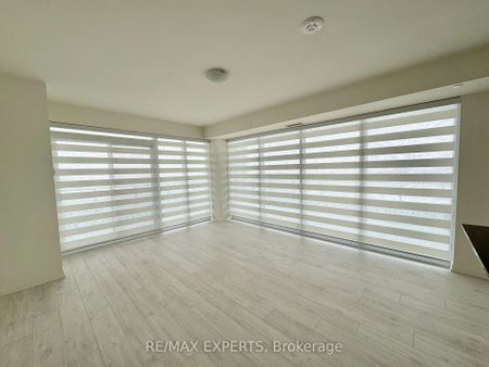 For Lease - 8960 Jane Street Unit# 424, Vaughan, Ontario - Photo 2