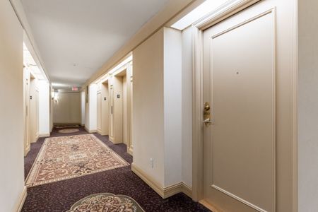 For Lease - 25 Kingsbridge Garden Circle Unit# 2022, Mississauga, Ontario - Photo 4