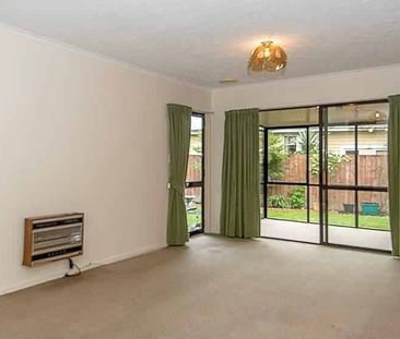 Tidy Townhouse for Rent - Photo 1