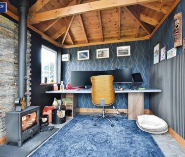 4 bedroom detached house to rent - Photo 3