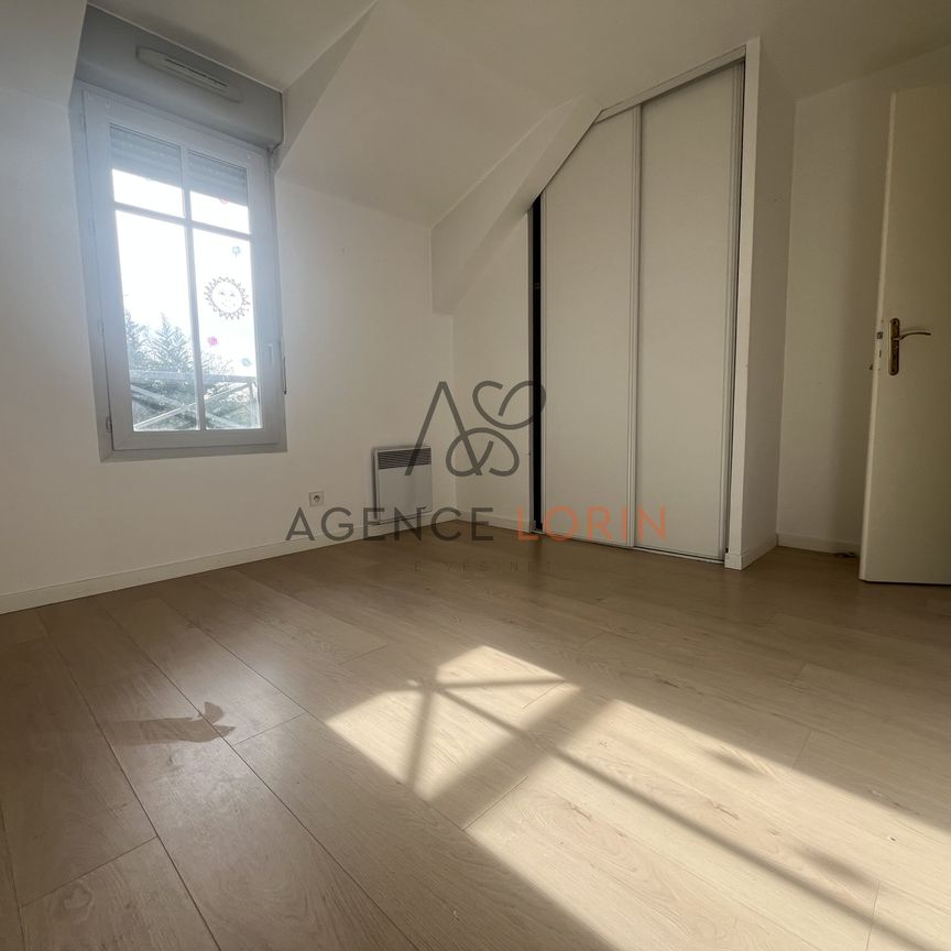 Duplex 6 pièce(s) 4 chambre(s) 107 m² - Photo 1