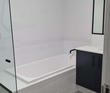Bayswater - Photo 2