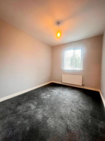 1 Lansdowne Close, Larne, BT40 1JJ - Photo 4