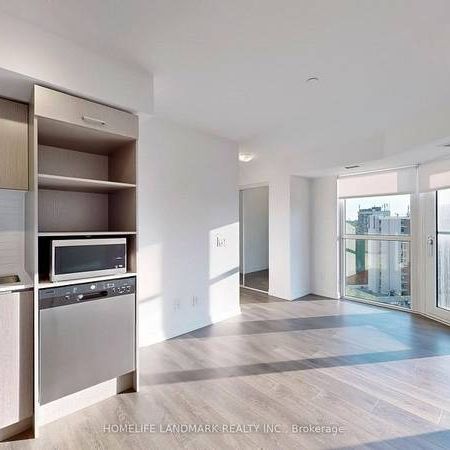 Dundas/Jarvis Beautiful +Spacious 1Bdrm Modern Kitchen Lrg Bathroom - Photo 1