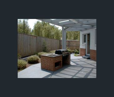 16 Larnaca Court, Templestowe, Vic 3106 - Photo 5