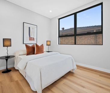 Brand-New Luxury Duplex with Spacious Family Appeal - Photo 6