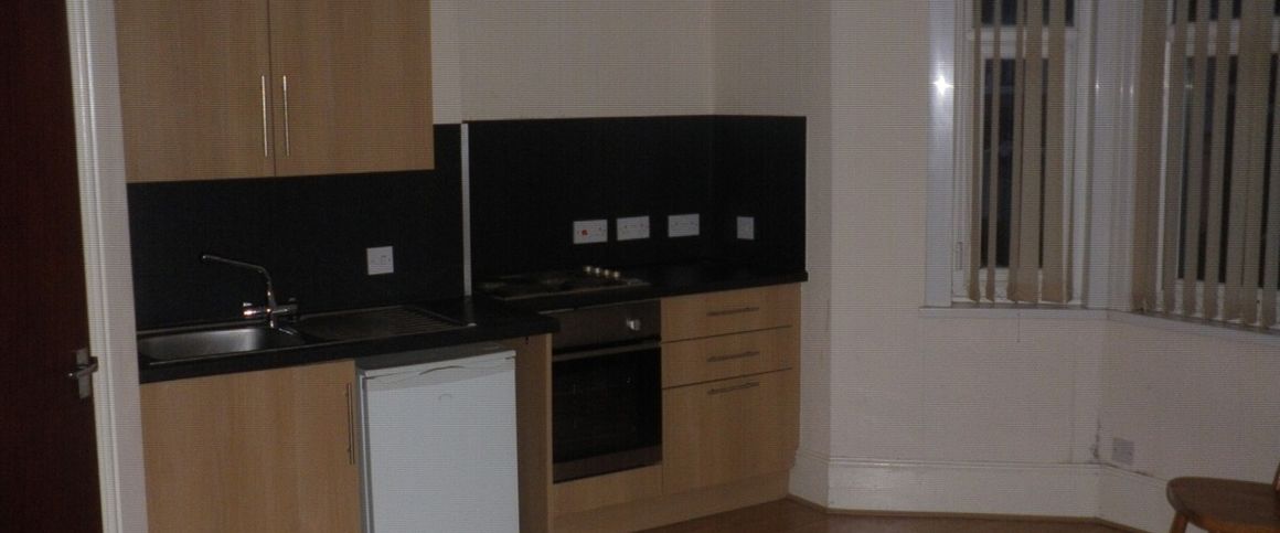 Room in a Shared House, Middleborough Road, CV1 - Photo 1