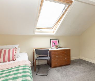 45 Headingley Avenue, Headingley, Leeds, LS6 3ER - Photo 2