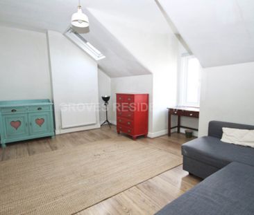 Price £1,100 pcm - Available Now - Unfurnished - Photo 3