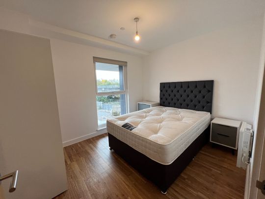 2 Bed Flat, Pomona Strand, M16 - Photo 1