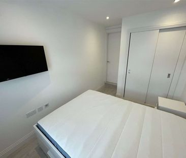 A 1 bedroom first floor apartment to rent in central Caversham, wit... - Photo 3