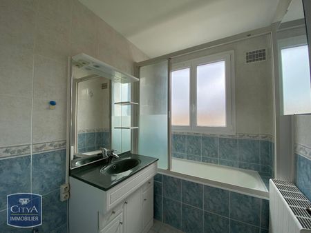 Location Appartement 3 pièces 69m² CHATEAUROUX 36000 - Photo 5