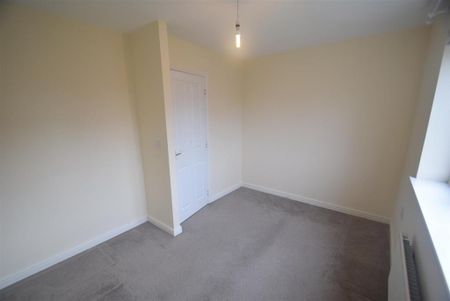 3 bedroom terraced house to rent - Photo 4