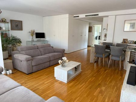 3 room luxury Flat for rent in Valencia - Photo 3