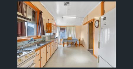 HOUSE FOR LEASE - Photo 3