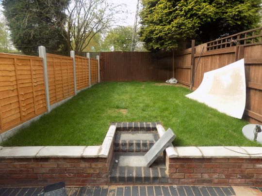 18 Fairgreen Way Selly Oak - Photo 1