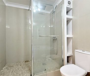 Alderman Close, Welham Green - Photo 1