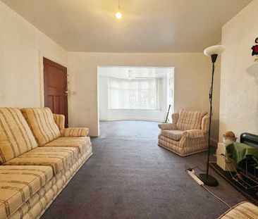 3 bedroom semi-detached house to rent - Photo 3