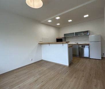 Pronájem bytu 2+kk 41 m² - Fotografie 3