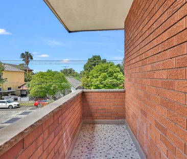 2/275 Livingstone Road, Marrickville NSW 2204 - Apartment For Rent ... - Photo 5