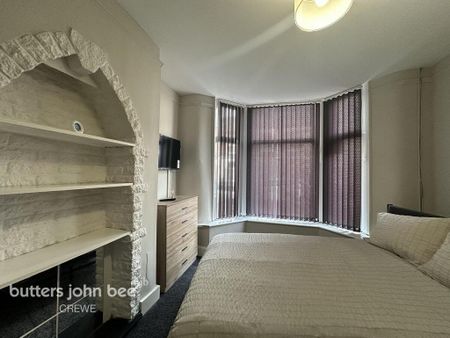 1 bedroom in a house share to rent - Photo 3