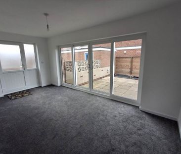 2 bedroom detached bungalow to rent - Photo 5