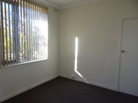 151 Limestone Avenue, Braddon ACT 2612 - House For Rent | Domain - Photo 3