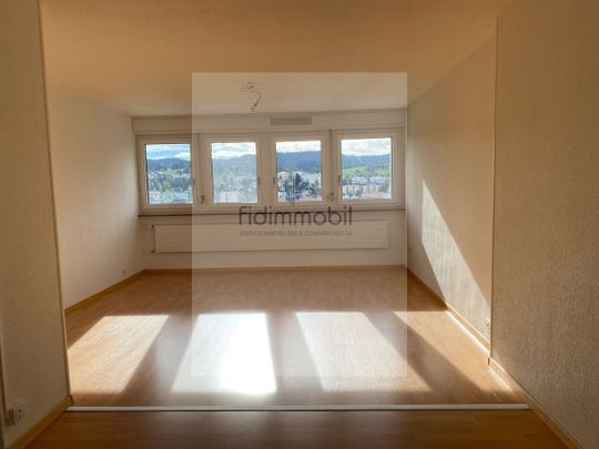 3-room apartment on the 7th floor - Photo 1