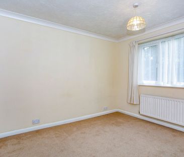 2 bedroom apartment to rent St. Annes Way, Redhill, RH1 - Photo 3