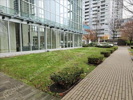 6XXX McKay Avenue 901 Burnaby - Photo 3