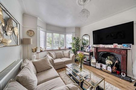 Springfield Close, Stanmore, HA7 - Photo 4