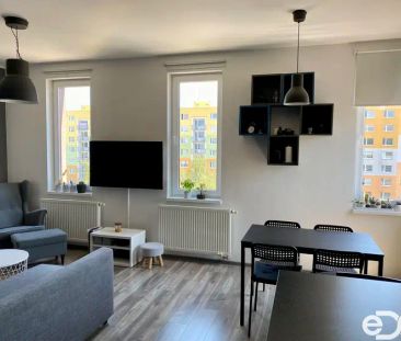 Pronájem bytu 2+kk s parkovacím stáním - Photo 2